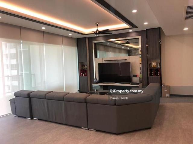Infinity Beachfront Condominium, Tanjung Bungah