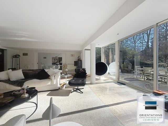 INFOS and VISITS 7/7 APARTMENT WITH STUNNING GARDEN