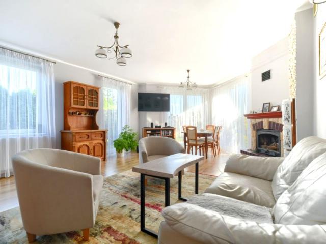 Informacja w biurze 238,84 m², Mrzezino