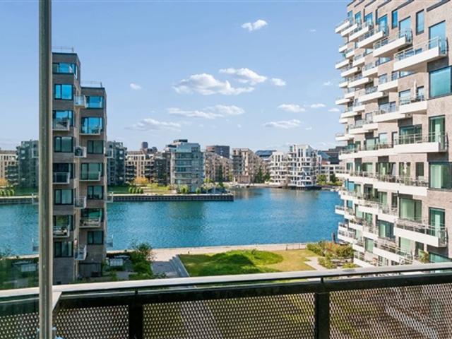 INGEN BINDINGSPERIODE 2 vær. lejebolig i A huset med altan og udsigt til vand, København S, København