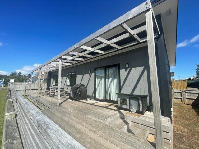 inglewood, 3 bedrooms