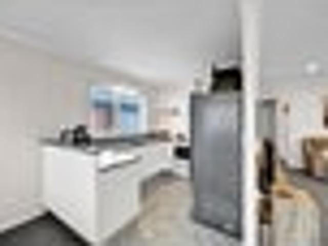 Inglewood, 2 bedrooms, $460 pw