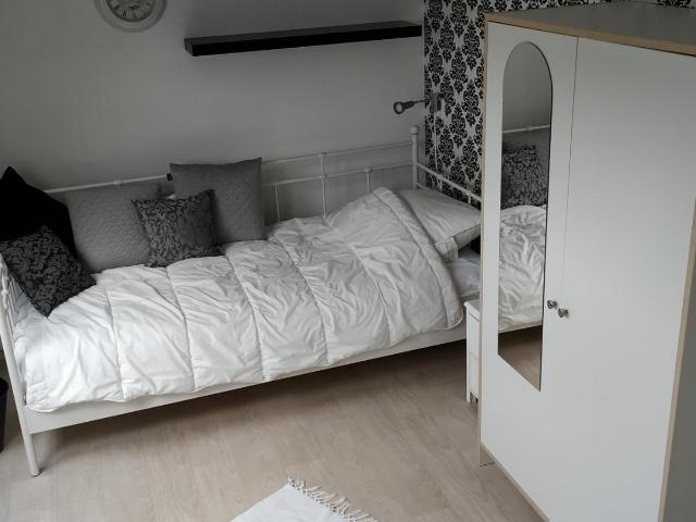 Inhospita kamer verhuur