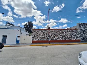 INICIA TU VISIÓN DE NEGOCIO POTENCIAL CON 2800 M² DE SUPERFICIE EN VENTA EN EL CENTRO DE ACAYUCA, HI