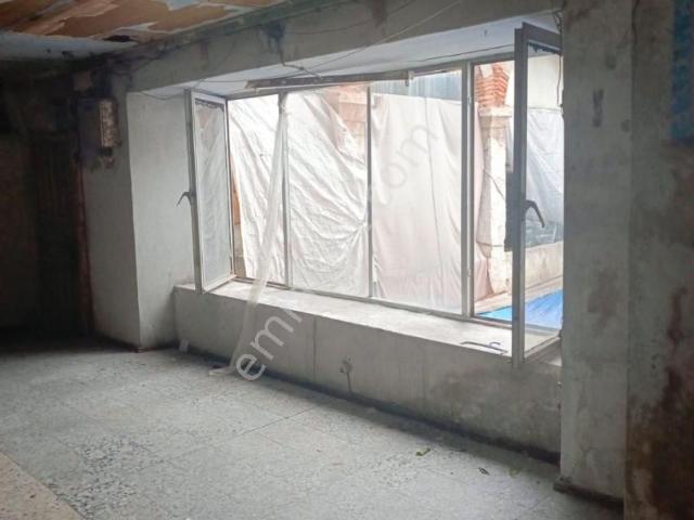 Çinili Handa 42 M2 Ofise Depoya Uygun Kiralık