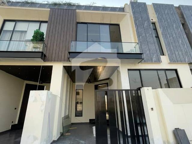 Installments plan for brand new house | lake city lahore
