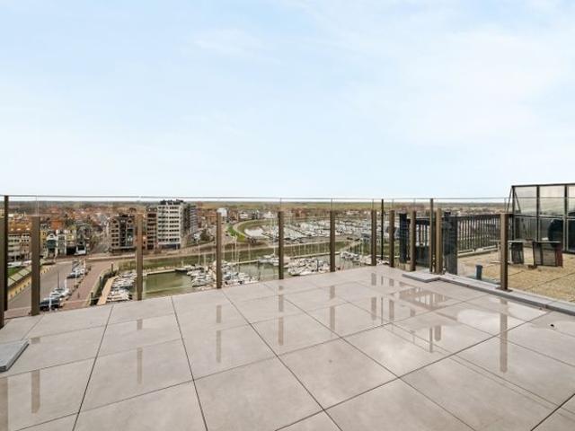 Instapklaar 1 slaapkamer appartement met prachtig zicht o.