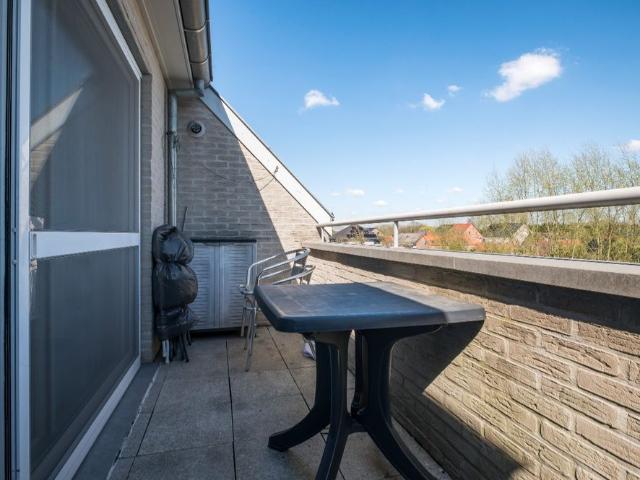 Instapklaar 2 slaapkamer appartement te huur met garage