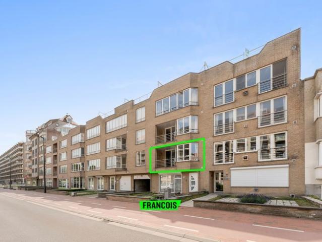 Instapklaar tweeslaapkamer appartement met bijhorende garag…
