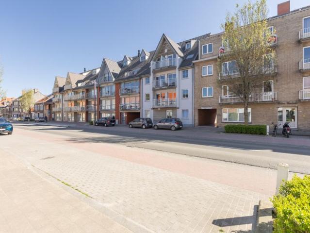 Instapklaar appartement met 3 slaapkamers te Nieuwpoort S.