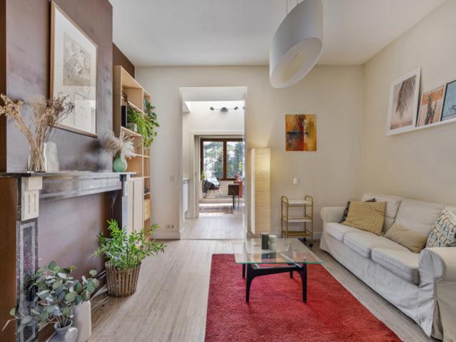 Instapklaar appartement met 1 slpkmr en terras in Ganshoren