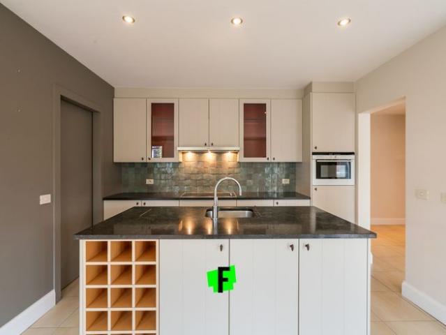 Instapklaar appartement met 2 slaapkamers op een centrale l…