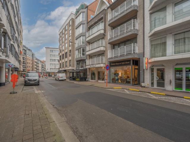 Instapklaar duplex appartement in het centrum van Knokke