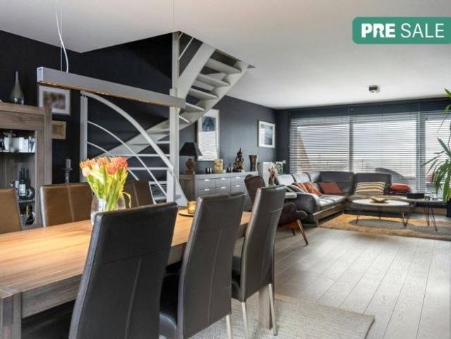 Instapklaar duplex appartement met 3 slaapkamers te koop
