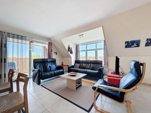 Instapklaar duplex appartement nabij het Maritiem Park te.