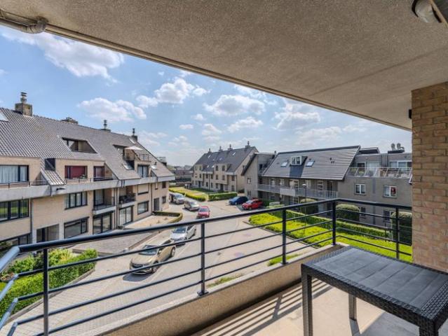 Instapklaar en lichtrijk appartement met twee slaapkamers op