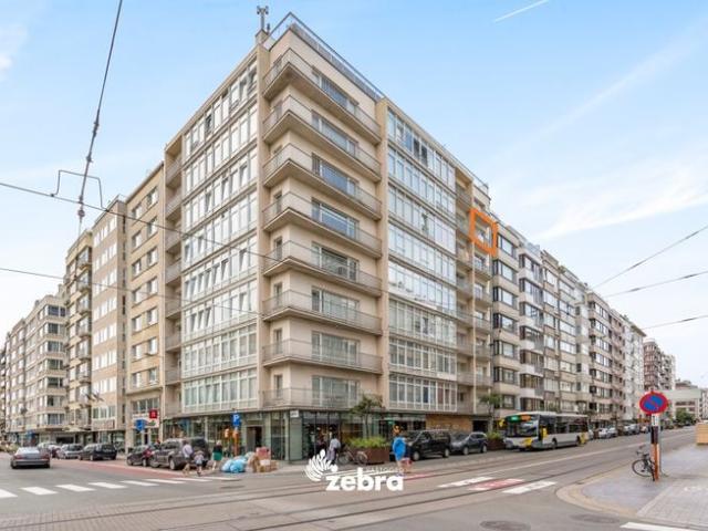Instapklaar, gerenoveerd appartement vlakbij de zeedijk v.