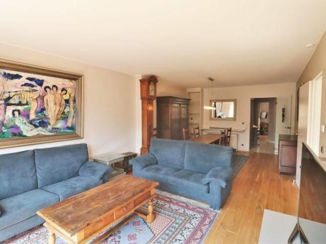 Instapklaar & gezellig 2 slaapkamerappartement met ruim terr