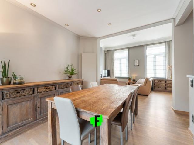 Instapklare woning in centrum Beveren met garage