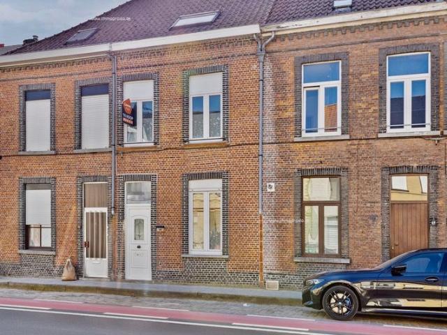 Instapklare woning op een topligging met 4 slaapkamers en tuin!