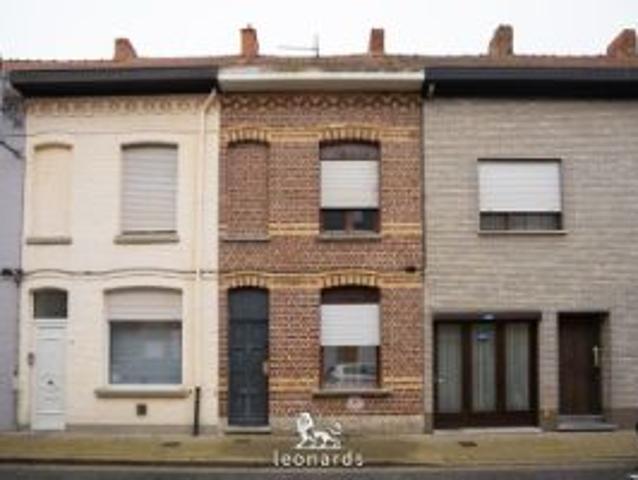 Instapklare woning met drie slaapkamers in Menen
