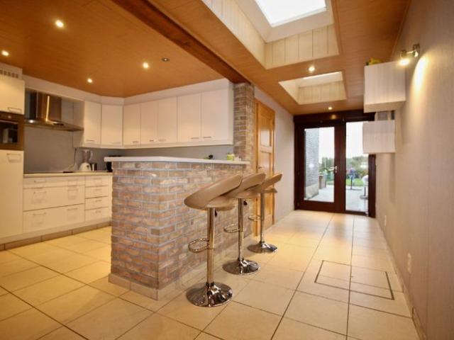 Instapklare woning met grote tuin 495m² en garage!