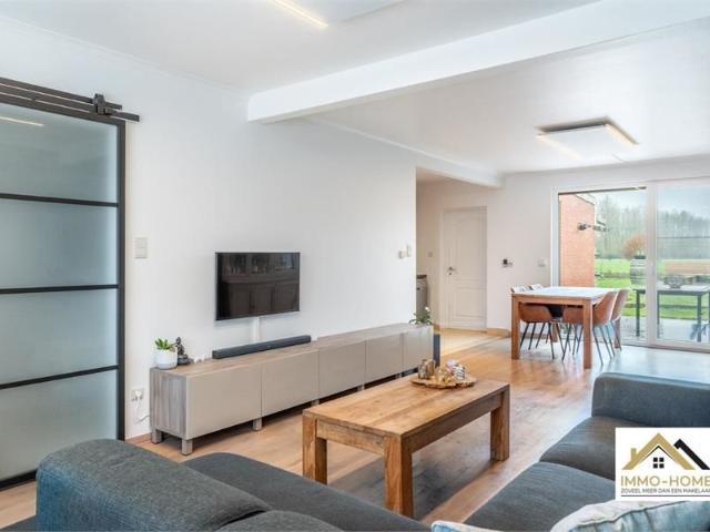 Instapklare woning met prachtig landelijk uitzicht!