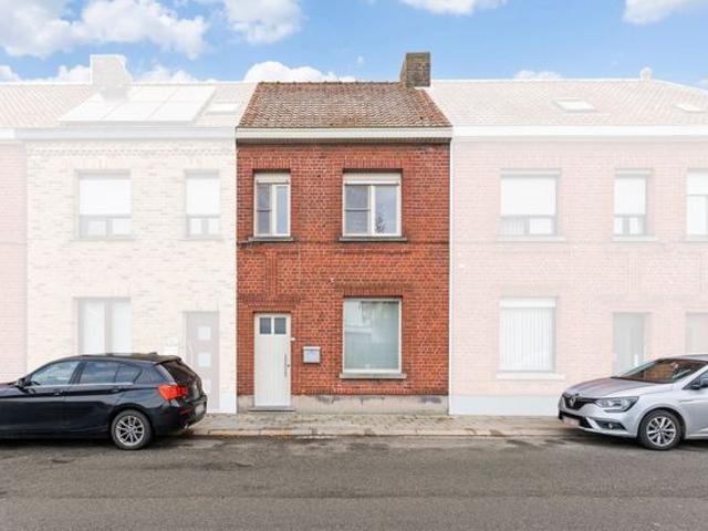 Instapklare woning met tuin en uitweg!