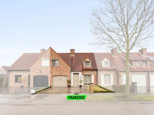Instapklare woning met zonovergoten tuin in een rustige woo…