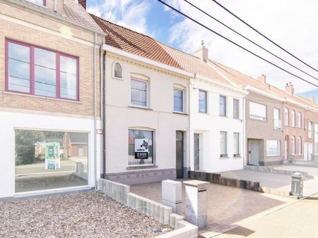 Instapklare woning met 3 slaapkamers en tuin nabij centru.