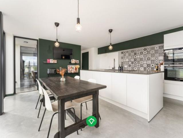Instapklare woning met 3 slaapkamers te koop in Koekelare