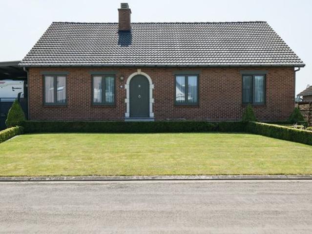 Instapklare woning met 3 SLPKS en tuin in Nieuwerkerken