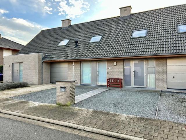 Instapklare woning met 4 slpk en tuin
