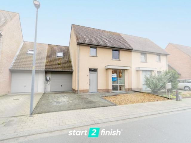 Instapklare woning te Rumbeke!
