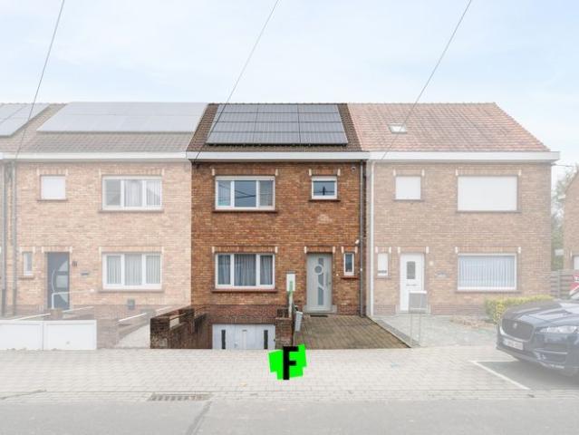 Instapklare gezinswoning met 3 slaapkamers nabij het centru…