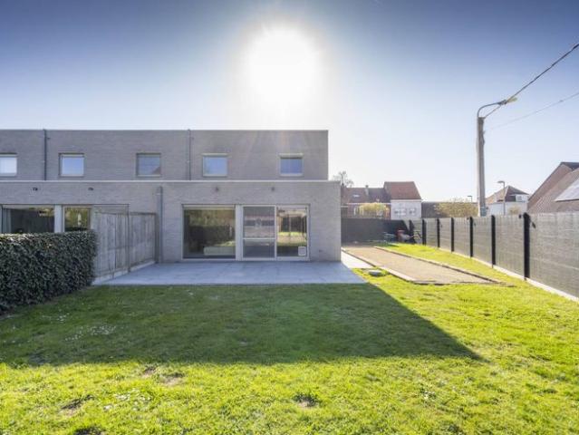 Instapklare gezinswoning met 4 slaapkamers op Hoog Kortrijk