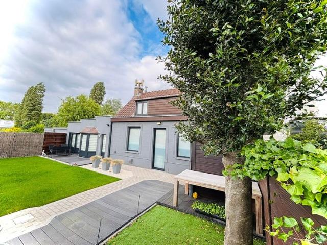 Instapklare halfopen woning met moderne comfort
