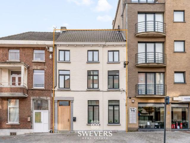Instapklare karakterwoning met zonnig terras en stadstuin i