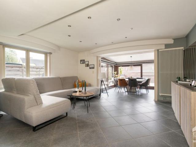 Instapklare starterswoning met comfort in Zonhoven
