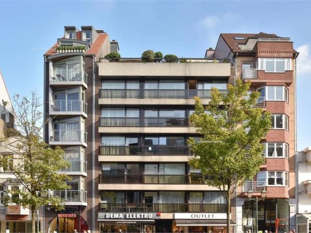 Instapklare studio met westgericht terras te centrum Knokke