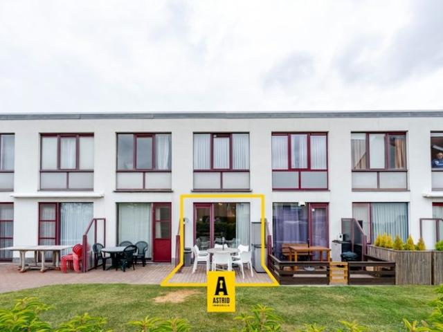 Instapklare studio mét zonneterras & private parking!