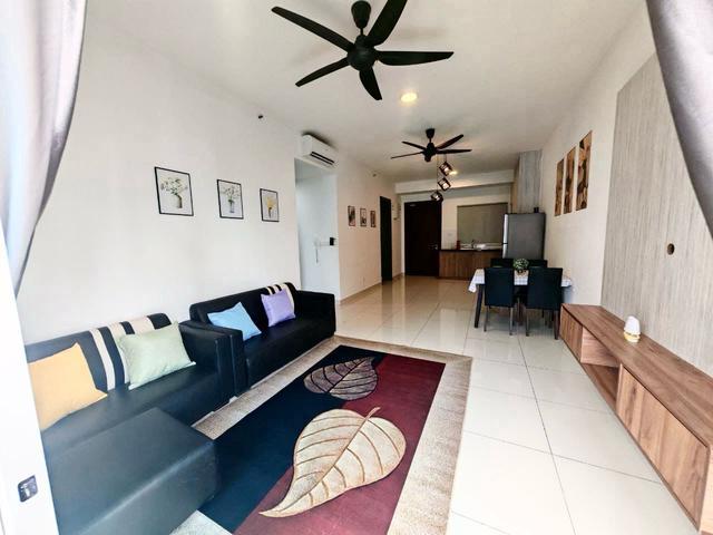 Inspirasi Mont Kiara WELL MAINTAIN RENO FFURNISHED MID FLR NICE VW