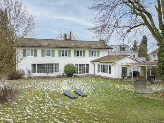 INSPIRIERENDE INDUSTRIELLENVILLA MIT MEHR ALS 500 M² GESAMTNUTZFLÄCHE