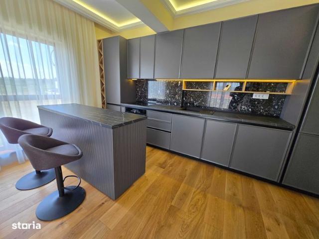 Intabulat, mobilat si utilat, ap 2 cam ESQ Village3, et 2+pod propriu
