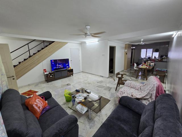 Intan Baiduri selayang 4 bedroom for SELL