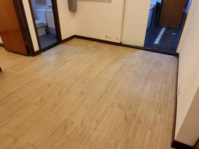 INTELLIGENT COURT 俊賢閣