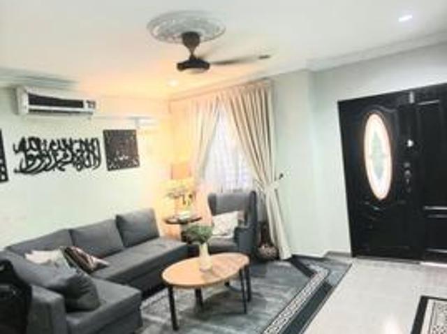 INTERMEDIATE 15 Storey Terrace Seksyen 7 Kota Damansara For Sale