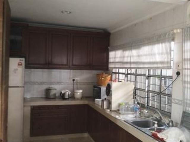 Intermediate double story house in tmn setapak gombak for sale