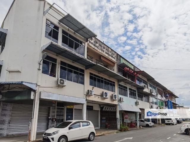 Intermediate Shoplot For Rent! Located at Jalan Ang Cheng Ho