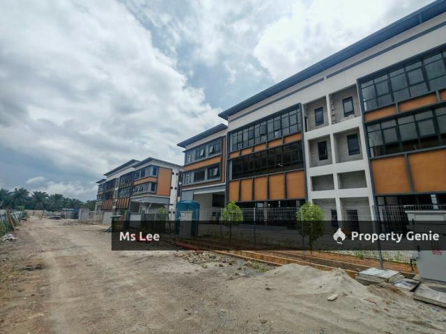 Intermediate Semi D Factory with Office Jenjarom Industrial Park